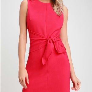 NWOT Aylin Fuchsia tie-front lulus dress